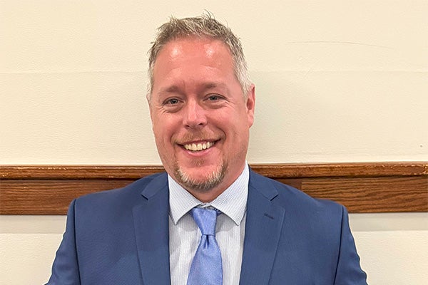 Albert Lea Police Sgt. David Miller receives top award for investigating sex crimes